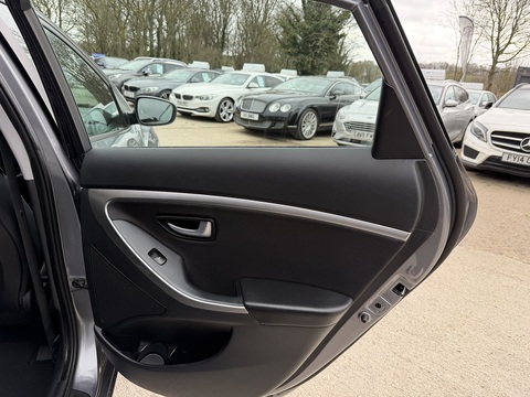1.4 Active Hatchback 5dr Petrol Manual Euro 5 (100 ps)