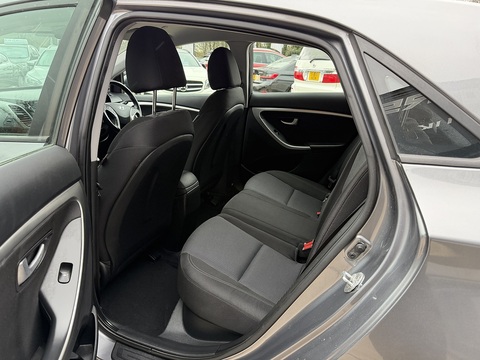 1.4 Active Hatchback 5dr Petrol Manual Euro 5 (100 ps)