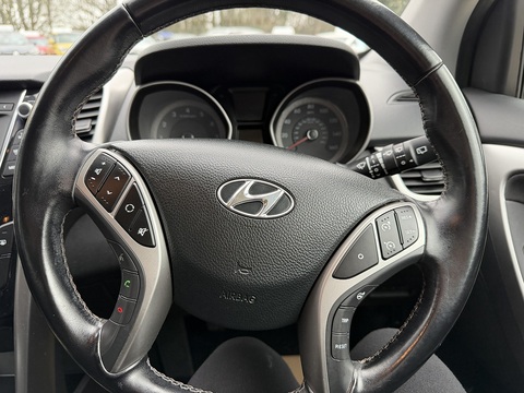1.4 Active Hatchback 5dr Petrol Manual Euro 5 (100 ps)