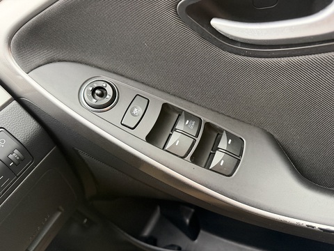 1.4 Active Hatchback 5dr Petrol Manual Euro 5 (100 ps)