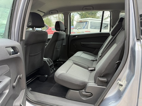 1.6 Club MPV 5dr Petrol Manual Euro 4 (105 ps)