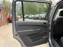 Vauxhall Zafira Club 