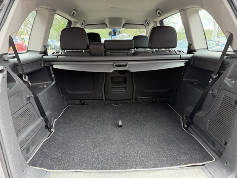 1.6 Club MPV 5dr Petrol Manual Euro 4 (105 ps)