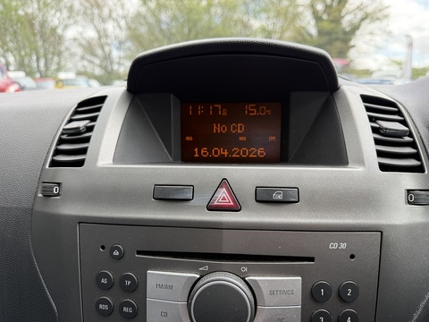 1.6 Club MPV 5dr Petrol Manual Euro 4 (105 ps)