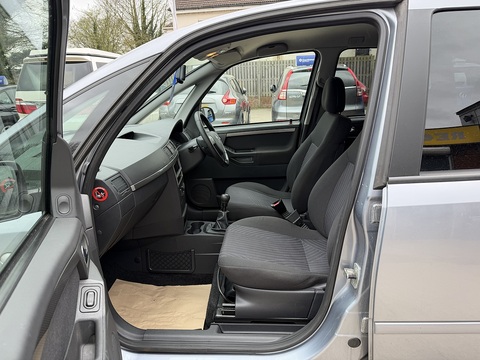 1.3 CDTi 16v Energy MPV 5dr Diesel Manual (135 g/km, 74 bhp)