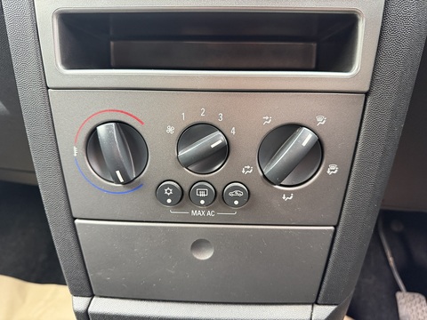 1.3 CDTi 16v Energy MPV 5dr Diesel Manual (135 g/km, 74 bhp)