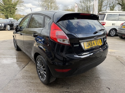 1.0T EcoBoost Titanium Hatchback 5dr Petrol Manual Euro 5 (s/s) (125 ps)