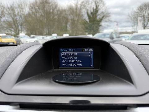 1.0T EcoBoost Titanium Hatchback 5dr Petrol Manual Euro 5 (s/s) (125 ps)