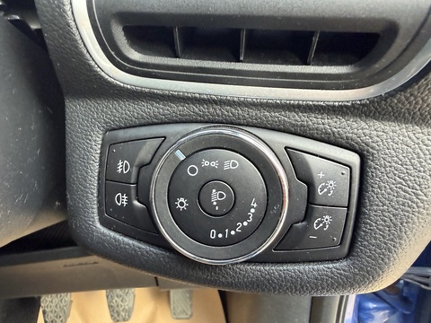 1.4 Zetec MPV 5dr Petrol Manual Euro 5 (90 ps)