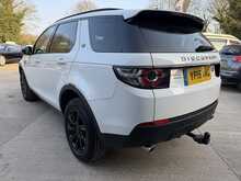 Land Rover Discovery Sport AUTO SE Tech 