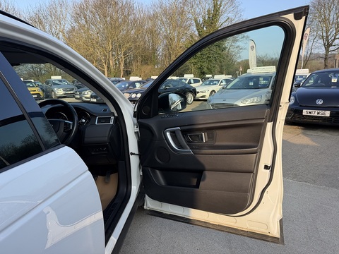 2.2 SD4 SE Tech SUV 5dr Diesel Auto 4WD Euro 5 (s/s) (190 ps)