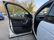 Land Rover Discovery Sport AUTO SE Tech 