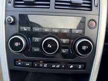 Land Rover Discovery Sport AUTO SE Tech 