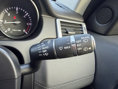 2.2 SD4 SE Tech SUV 5dr Diesel Auto 4WD Euro 5 (s/s) (190 ps)
