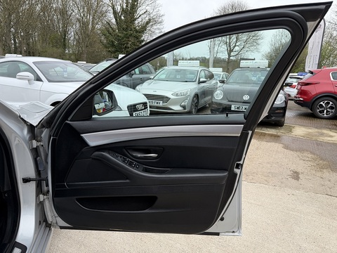 2.0 520d M Sport Saloon 4dr Diesel Auto Euro 5 (s/s) (184 ps)