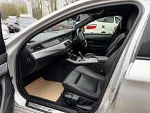 BMW 5 Series AUTO 520d M Sport 