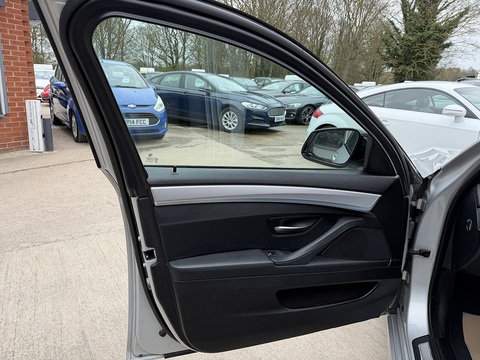 2.0 520d M Sport Saloon 4dr Diesel Auto Euro 5 (s/s) (184 ps)