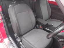 Volkswagen Beetle AUTO TDI BlueMotion Tech Design 