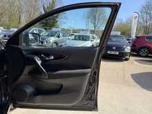 Nissan Qashqai dCi Acenta Premium 