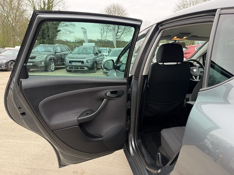 1.6 TDI Ecomotive CR SE Copa MPV 5dr Diesel Manual Euro 5 (s/s) (105 ps)