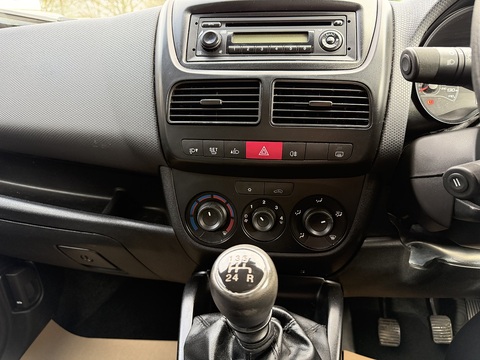 1.4 Pop MPV 5dr Petrol Manual Euro 6 (s/s) (95 bhp)