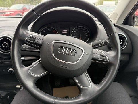 1.6 TDI SE Sportback 5dr Diesel Manual Euro 5 (s/s) (105 ps)