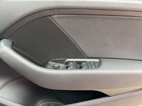 1.6 TDI SE Sportback 5dr Diesel Manual Euro 5 (s/s) (105 ps)