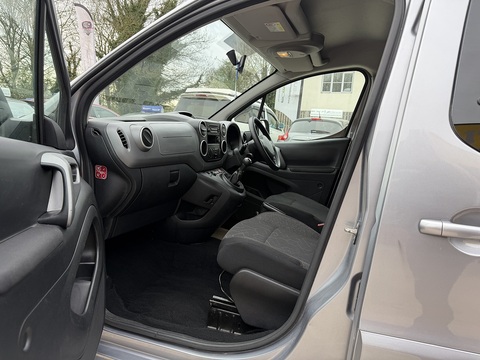 1.6 BlueHDi Allure MPV 5dr Diesel Manual Euro 6 (s/s) (100 ps)