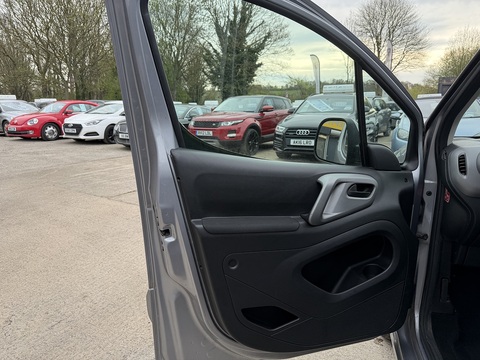 1.6 BlueHDi Allure MPV 5dr Diesel Manual Euro 6 (s/s) (100 ps)