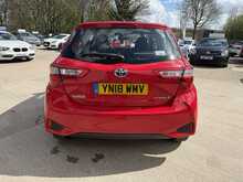 Toyota Yaris VVT-h Icon 