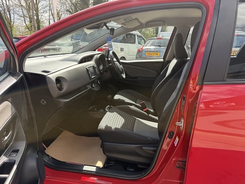 1.5 VVT-h Icon Hatchback 5dr Petrol Hybrid E-CVT Euro 6 (s/s) (100 ps)
