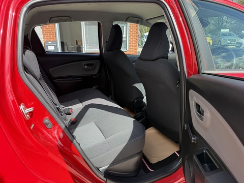 1.5 VVT-h Icon Hatchback 5dr Petrol Hybrid E-CVT Euro 6 (s/s) (100 ps)