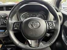 Toyota Yaris VVT-h Icon 