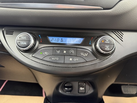 1.5 VVT-h Icon Hatchback 5dr Petrol Hybrid E-CVT Euro 6 (s/s) (100 ps)