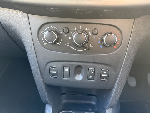 1.5 dCi Laureate Prime Estate 5dr Diesel Manual Euro 6 (s/s) (90 ps)
