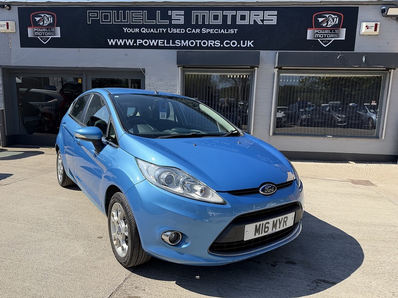 2012 FORD FIESTA ZETEC GREAT 1ST CAR INSURANCE GROUP 6E 65.7 MPG 2012 119,500 MLS... photo