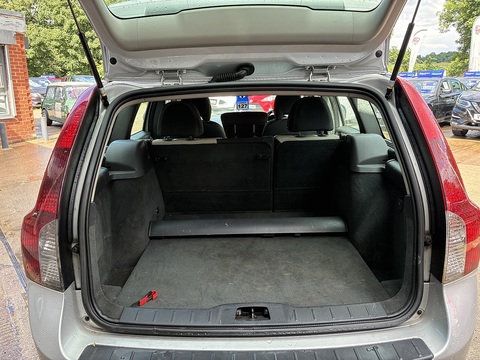 2.0D R-Design Estate 5dr Diesel Manual Euro 4 (136 ps)