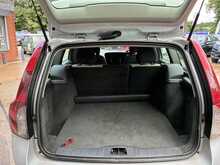 Volvo V50 D R-Design 