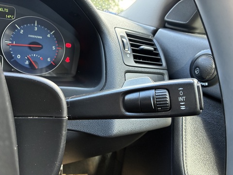 2.0D R-Design Estate 5dr Diesel Manual Euro 4 (136 ps)