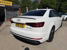 Audi A4 AUTO TFSI Black Edition 