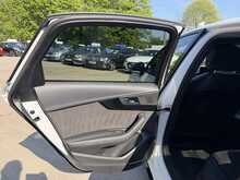 Audi A4 AUTO TFSI Black Edition 