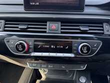 Audi A4 AUTO TFSI Black Edition 