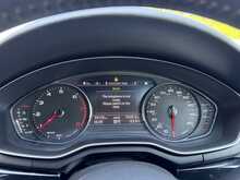 Audi A4 AUTO TFSI Black Edition 