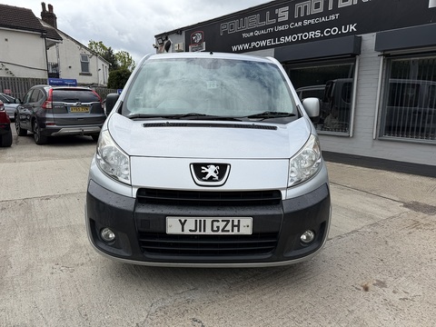 2.0 HDi Tepee Leisure Combi Van 4dr Diesel Manual L2 (194 g/km, 120 bhp)