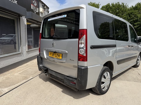 2.0 HDi Tepee Leisure Combi Van 4dr Diesel Manual L2 (194 g/km, 120 bhp)