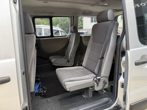 2.0 HDi Tepee Leisure Combi Van 4dr Diesel Manual L2 (194 g/km, 120 bhp)