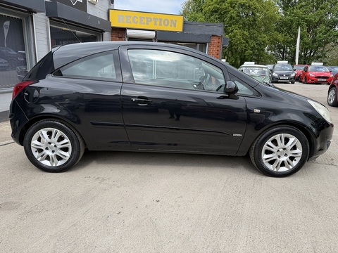 1.2i 16v Design Hatchback 3dr Petrol Manual (a/c) (139 g/km, 79 bhp)