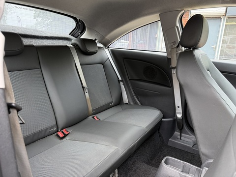 1.2i 16v Design Hatchback 3dr Petrol Manual (a/c) (139 g/km, 79 bhp)