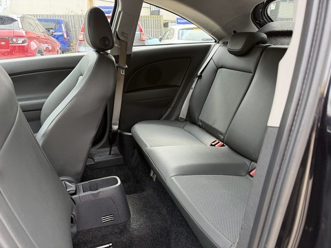 1.2i 16v Design Hatchback 3dr Petrol Manual (a/c) (139 g/km, 79 bhp)