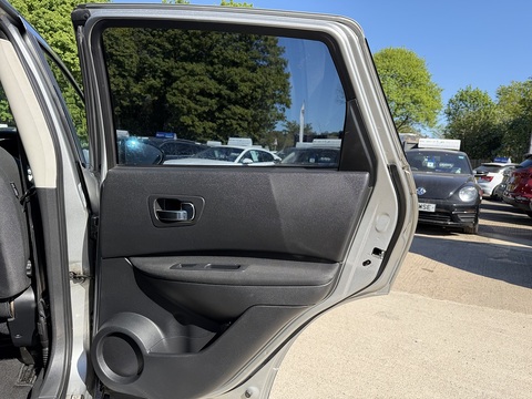1.6 Acenta Hatchback 5dr Petrol Manual 2WD (159 g/km, 113 bhp)